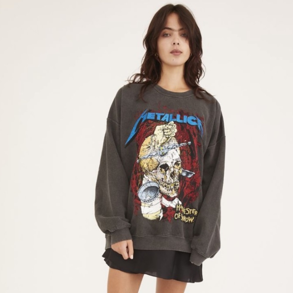 UO/Metallica Crewneck Sweatshirt